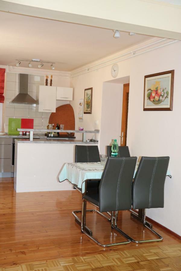 Apartment Mara Tolmin Esterno foto